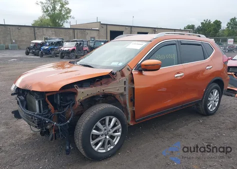 2017 Nissan Rogue Sv z USA, uszkodzony, nr VIN 5N1AT2MV4HC742064